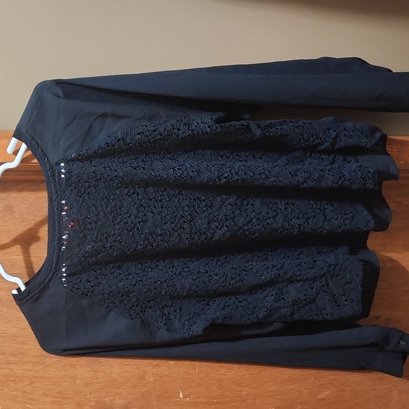 Joe Fresh Lacy Top - Picture 2 of 3